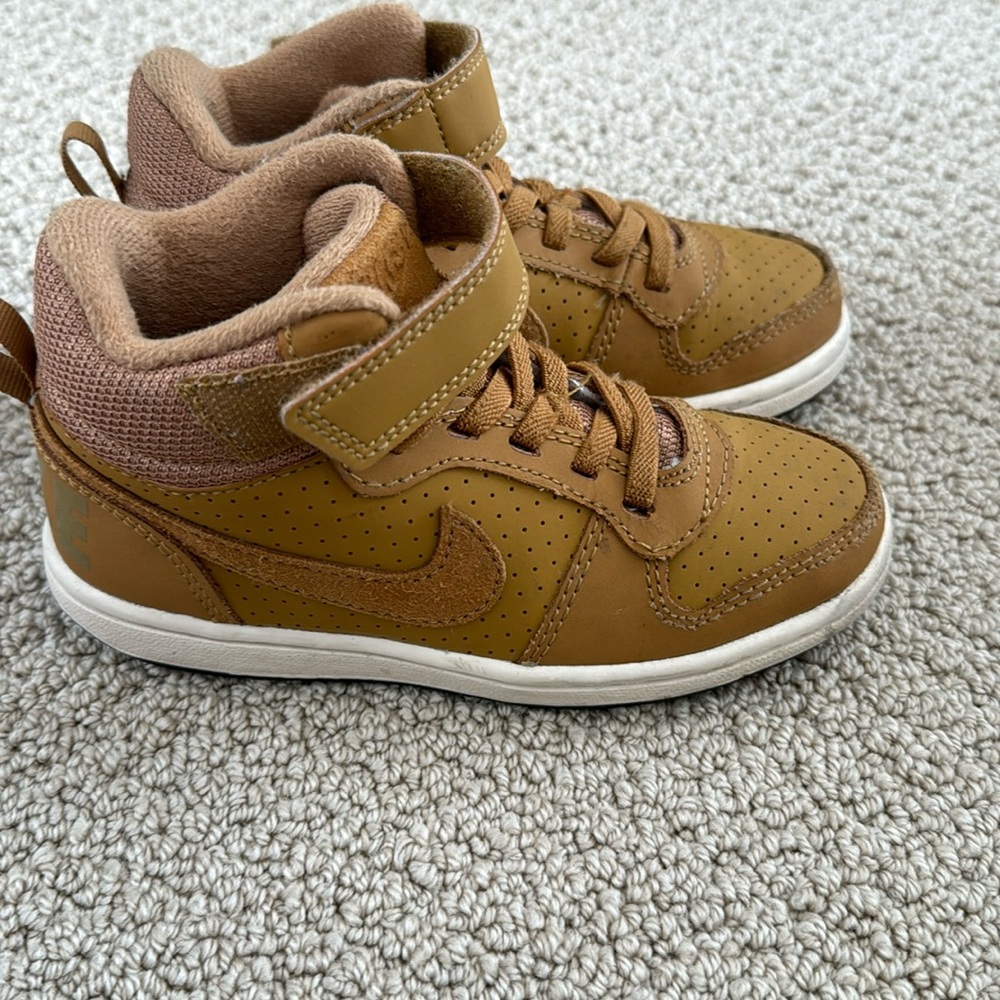 Nike boys